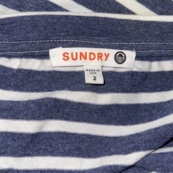 Sundry Striped Bell Sleeve Ruffle Shoulder Top in Navy & White Sz M - Picture 7 of 9